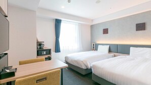 A hotel room with two beds, a desk, a chair, a TV, a coffee maker, and a window with curtains. - Comfort Hotel ERA Nagoya Meiekiminami (Nagoya)