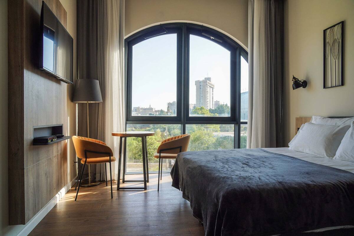 Standard Double Room | Desk, iron/ironing board (on request), cribs (surcharge), WiFi (free)