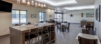 Sleep Inn & Suites Waller