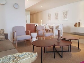 Leilighet, 2 soverom | Spiseområde på rommet