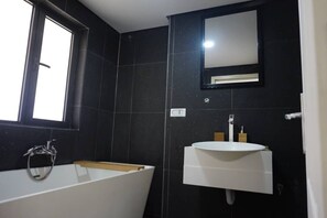 Leilighet, 2 soverom | Vask på badet