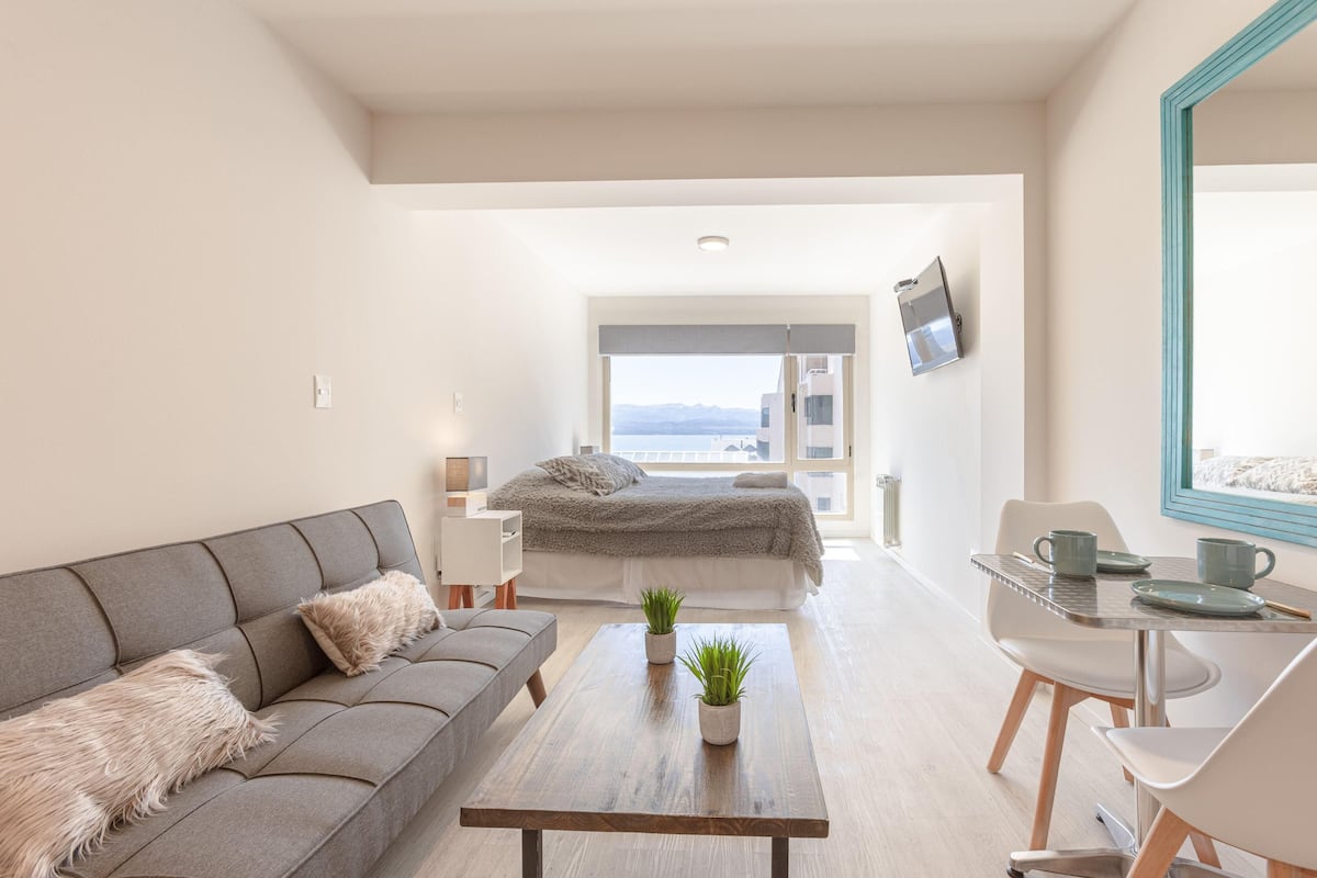 Classic Studio | Free WiFi