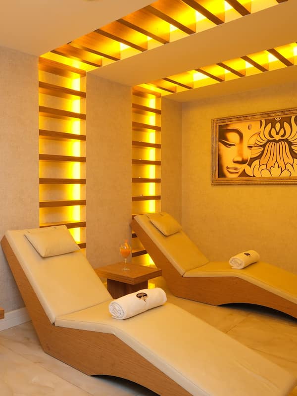Couples treatment room(s), Turkish bath/hammam, body treatments