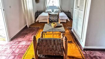 Bungalow (Cactus) | 1 habitación, decoración personalizada y muebles diferentes