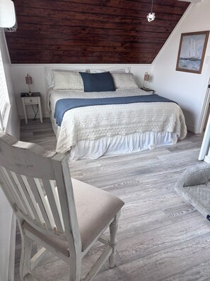 2 chambres, fer et planche à repasser, Wi-Fi gratuit, draps fournis