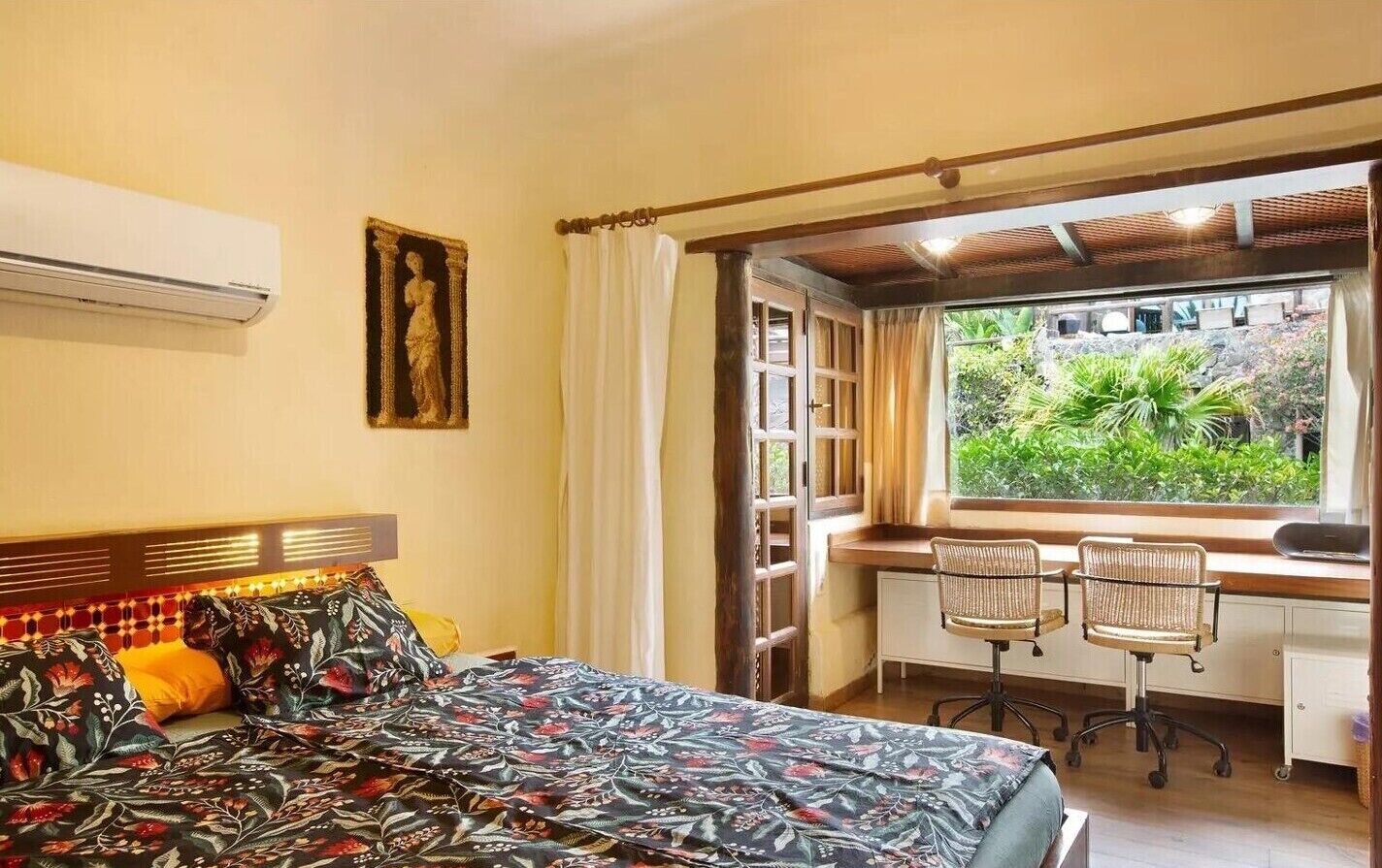 3 chambres, fer et planche à repasser, Wi-Fi gratuit, draps fournis