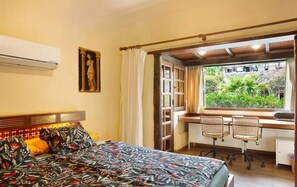 3 室のベッドルーム、アイロン / アイロン台、WiFi (無料)、ベッドシーツ