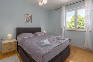 2 bedrooms, free WiFi, bed sheets
