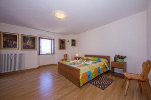 3 habitaciones, wifi y ropa de cama 