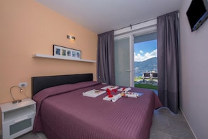 Familienapartment, Mehrere Schlafzimmer, Bergseite (Casa Laura Apt. 3)