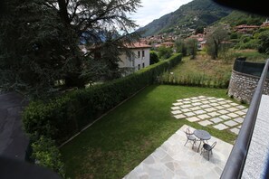 Outdoor dining - Lenno Dolcelago (Tremezzina)