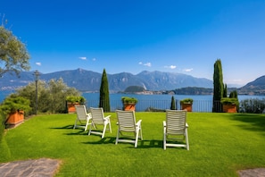 Family Villa, 6 Bedrooms, Refrigerator & Microwave, Mountainside (Villa San Michele) | Property grounds - Villa San Michele (Griante)