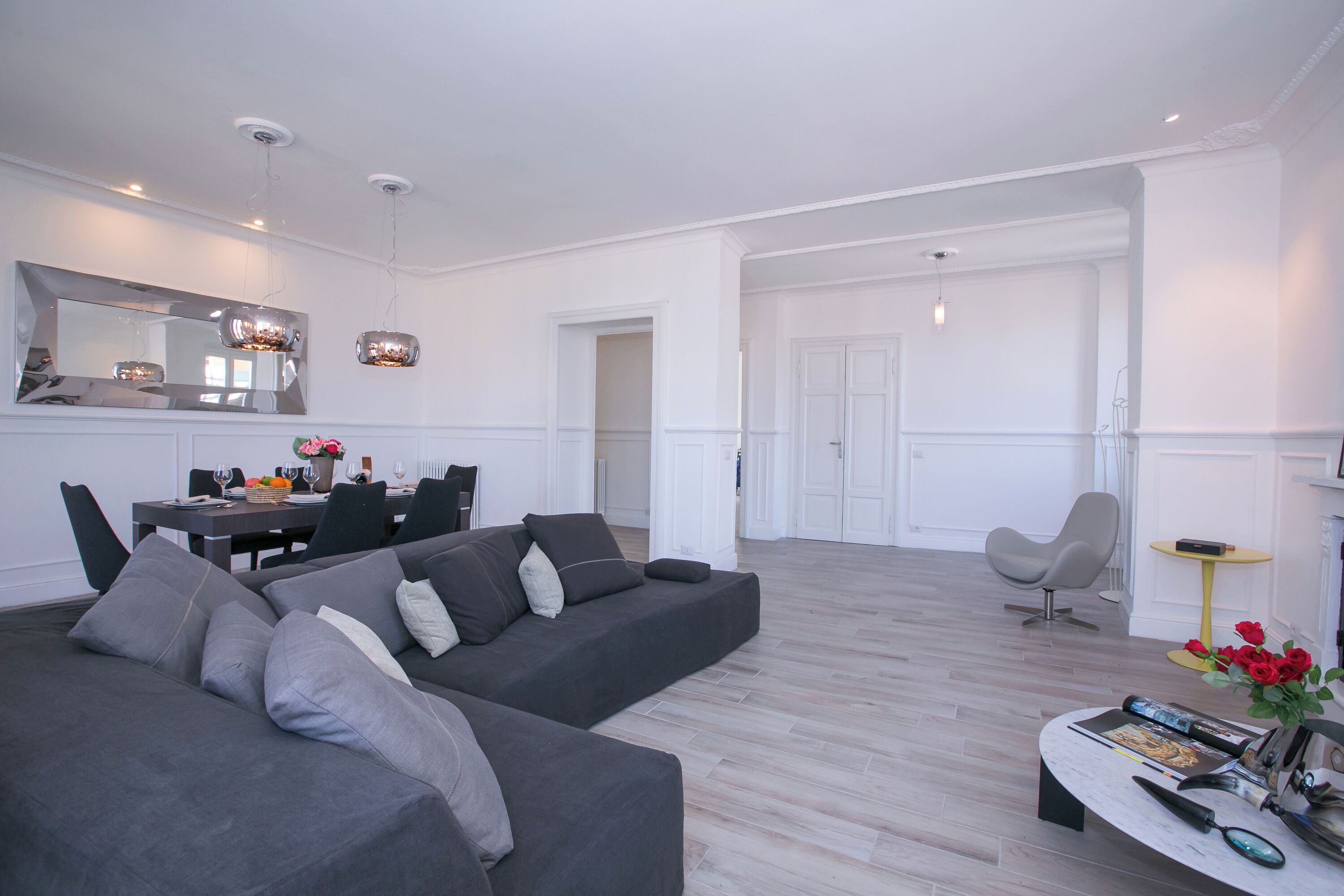 Family Apartment, Multiple Bedrooms, 2 Bathrooms, Lakeside (Menaggio Royale) | Living area