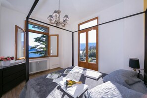 3 bedrooms, individually decorated, individually furnished - Villa Evelyn Terrazzo (Menaggio)