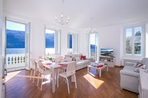 Family Apartment, Multiple Bedrooms, Lakeside (Villa Larius Balcone) | Living area - Villa Larius Balcone (Carate Urio)