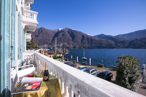 Family Apartment, Multiple Bedrooms, Lakeside (Villa Larius Balcone) | Property grounds - Villa Larius Balcone (Carate Urio)