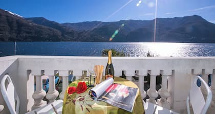 Villa Larius Balcone