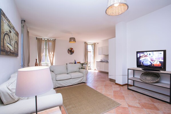 Familienapartment, Mehrere Schlafzimmer (Casa Al Prato Apt. G) | Wohnbereich