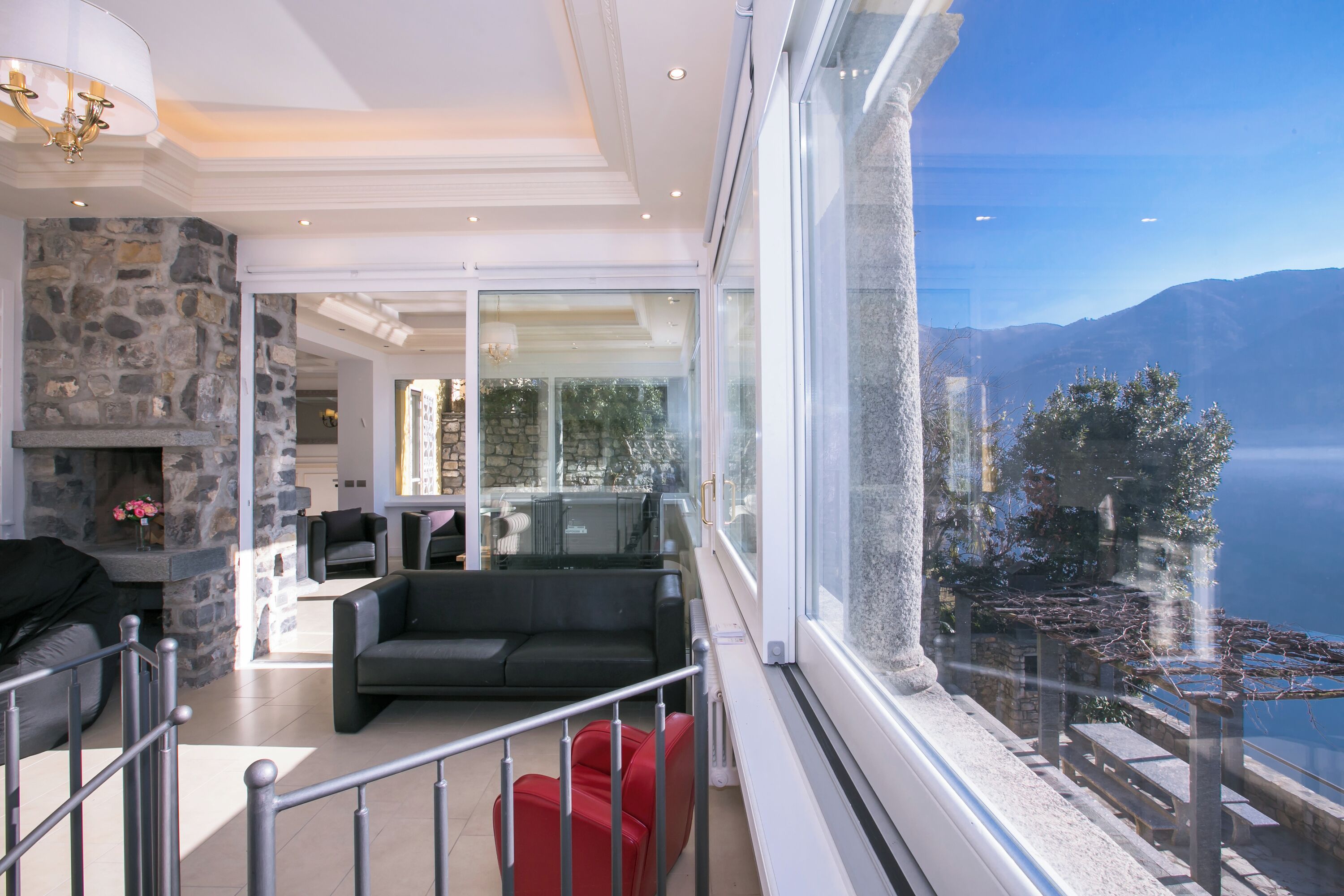 Family Villa, Multiple Bedrooms, Lakeside (Villa Lugano Lakefront) | Interior