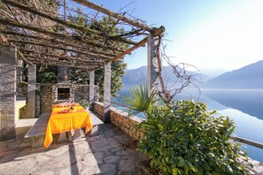 Family Villa, Multiple Bedrooms, Lakeside (Villa Lugano Lakefront) | Outdoor dining