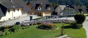 Immaculate 2-Bed Apartment in Rateče Planica