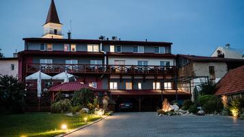 Front of property - evening/night