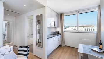 Studio - 4.06 - 873000 | Living area | Flat-screen TV