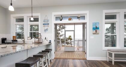 20% OFF Spring! Quiet, Bayfront Seclusion w/ Pond, Dogs Welcome!