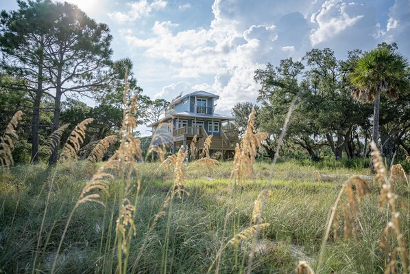 Exterior - Quiet, Bayfront Seclusion w/ Pond, Dogs Welcome! (Eastpoint)