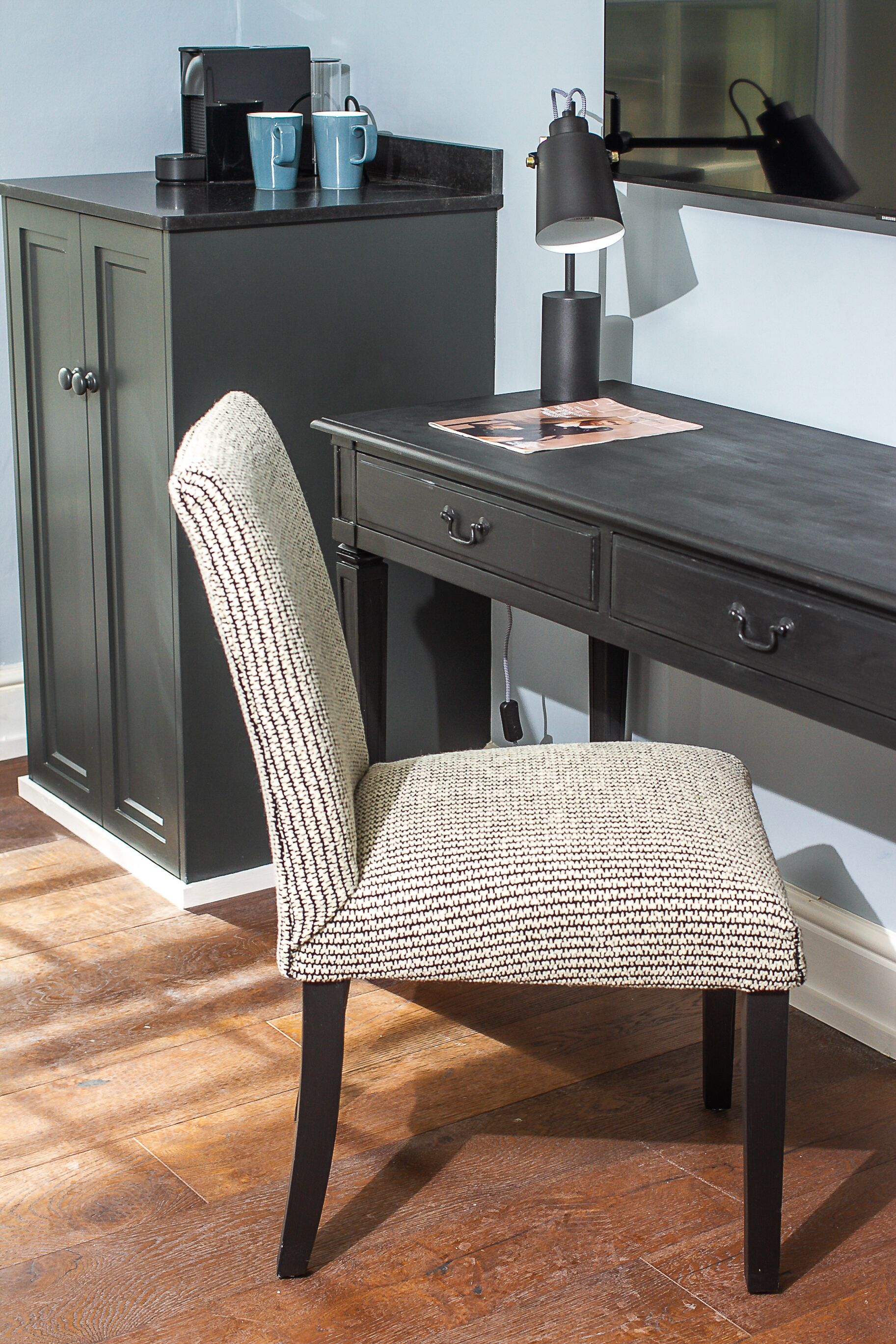 Cosy Double Room | Individually decorated, individually furnished, desk, iron/ironing board