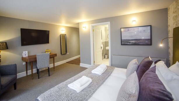 Fancy Double or Twin Room - The King's Arms (Dorchester)