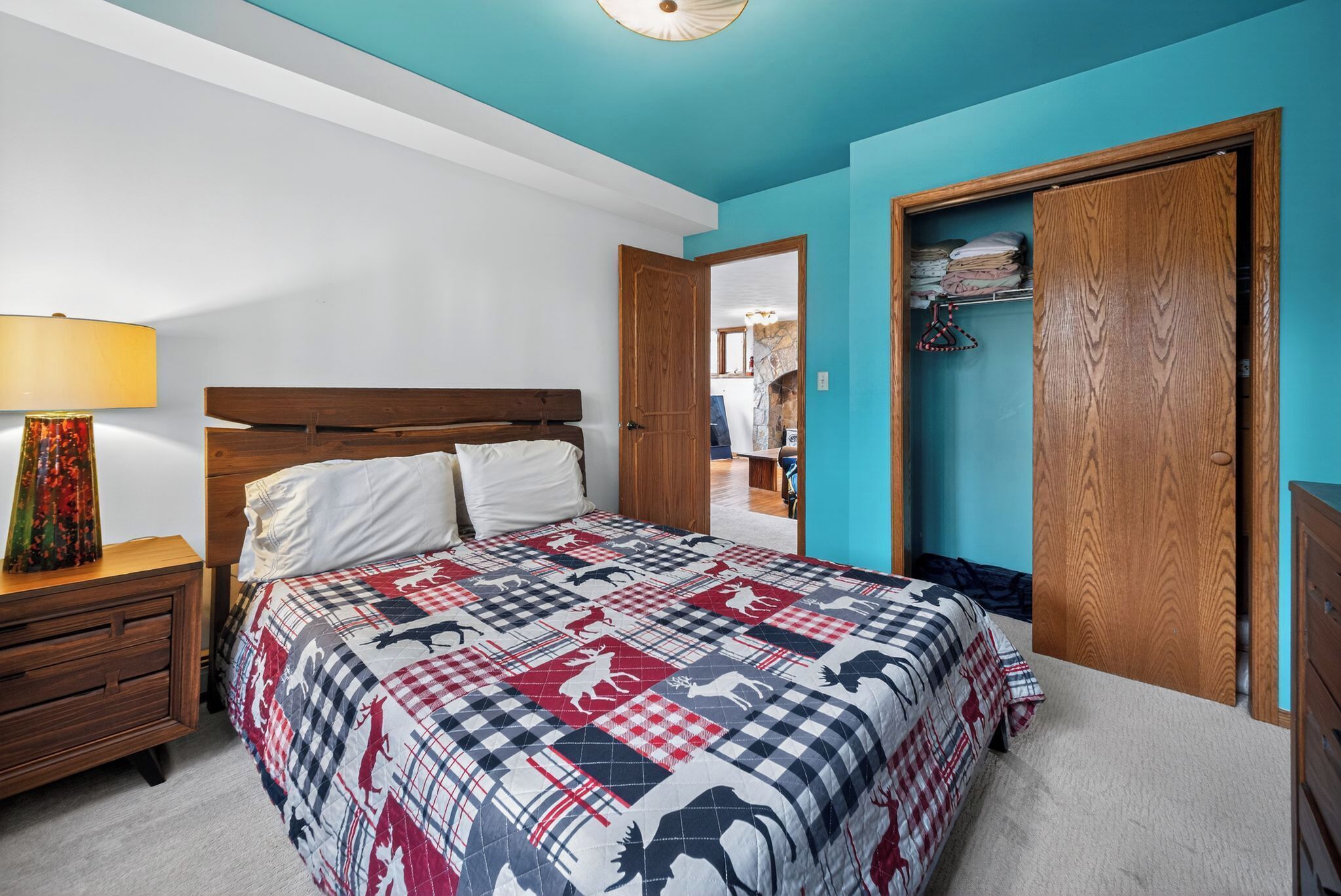 3 bedrooms, iron/ironing board, free WiFi, bed sheets