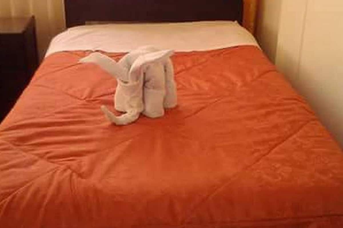 double room, shared bathroom | free wifi