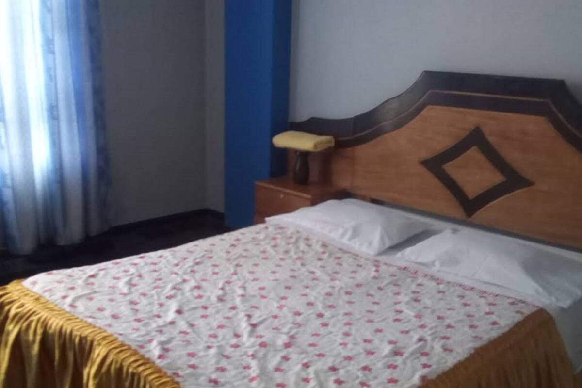 double room, private bathroom | free wifi