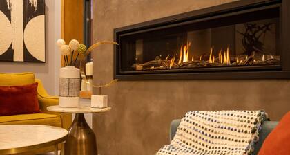 Alpenglow Lodge Family & Work Retreat by MVA