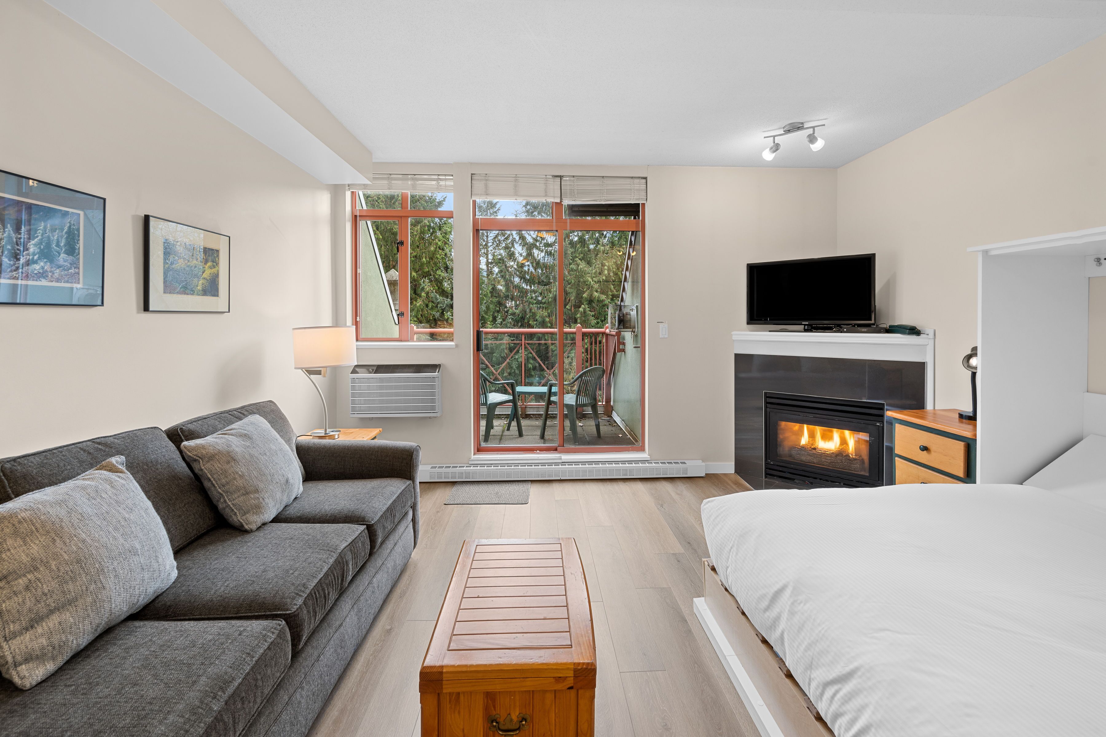 Bügeleisen/Bügelbrett, WLAN, Bettwäsche