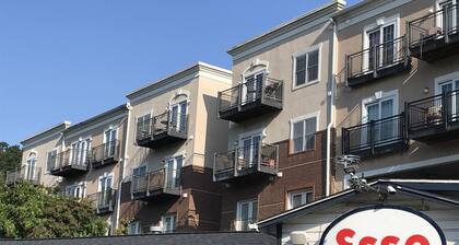 The Best Place in Clemson to Stay on Game Day!!! Book Now!