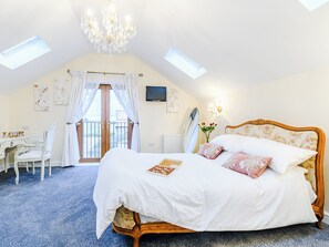 1 bedroom, free WiFi, bed sheets