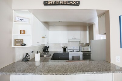 Across from Holiday Valley, sleeps 10, entire TH, walk to VLG, CLEAN, updated