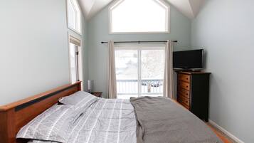 3 dormitorios, tabla de planchar con plancha, wifi gratis y ropa de cama