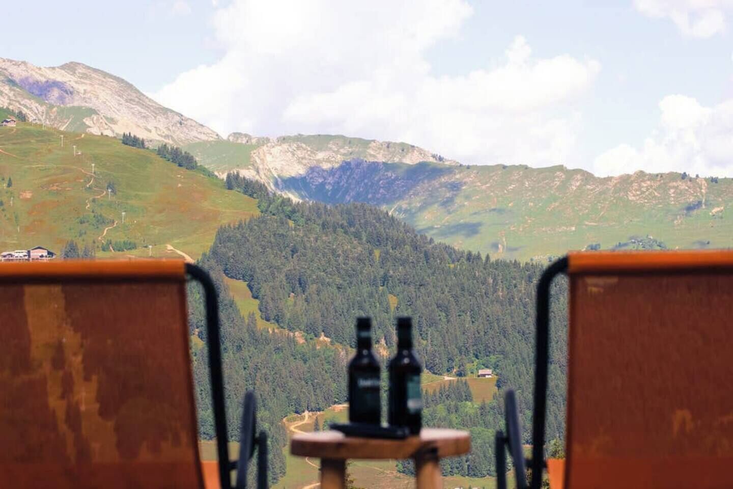 Outside deck with stunning views 