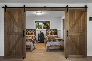 4 Schlafzimmer, kostenloses WLAN, Bettwäsche