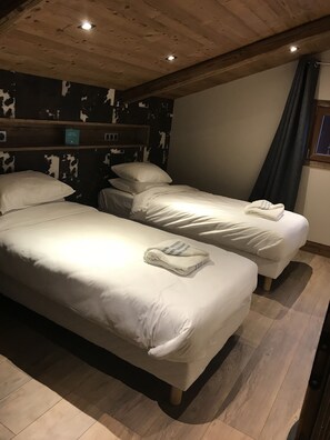 6 bedrooms, WiFi, bed sheets