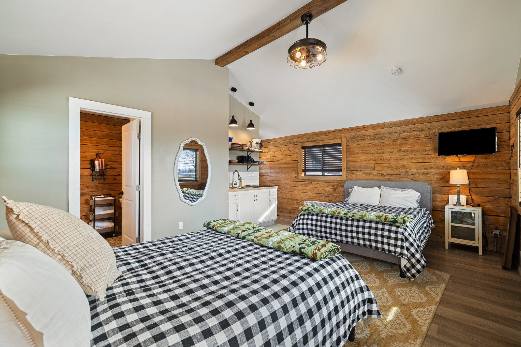 1 bedroom, free WiFi, bed sheets
