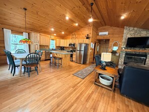 Interior - Peaceful Creekside Retreat at the foot of Mt. Mitchell! (Burnsville)