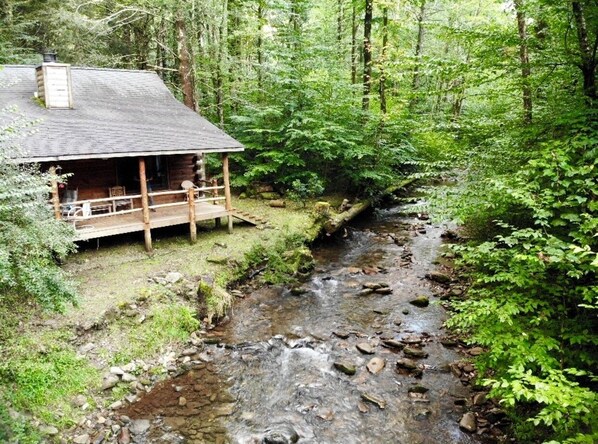 Exterior - Peaceful Creekside Retreat at the foot of Mt. Mitchell!  (Burnsville)