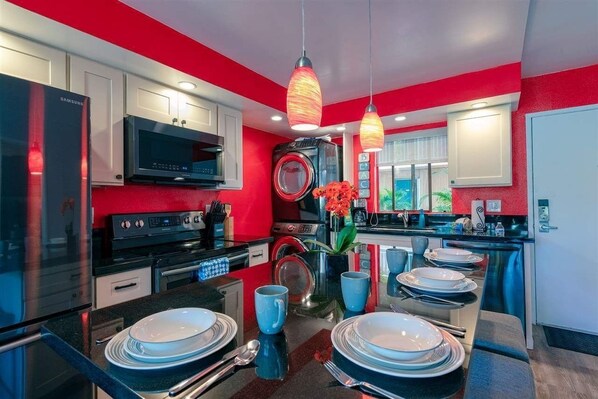 Fridge, microwave, oven, stovetop