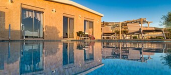 Private pool★Seaview★Walk to restaurant, market & Falasarna beach