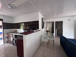 Interior - SUPER T4 furnished in KOUROU (KOUROU)