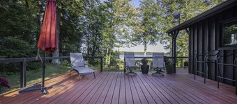 Idyllic Wisconsin Lake Front Cabin on Fabulous Cisco Chain